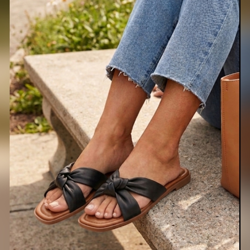 🌷NWT Call It Spring Black Knot-Top Slide Sandals🌷size: 10